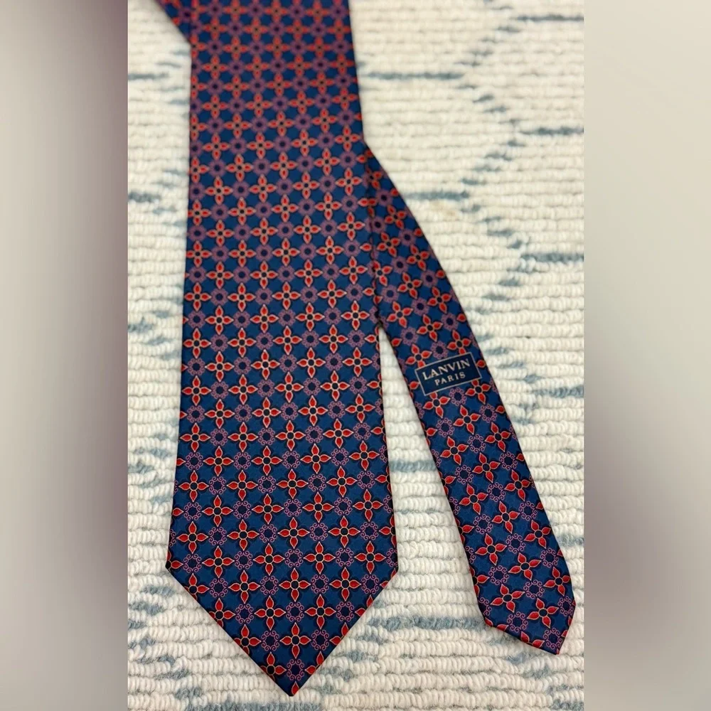 LANVIN Paris Men’s Silk Necktie Navy BlueRed Geometric Floral Pattern France